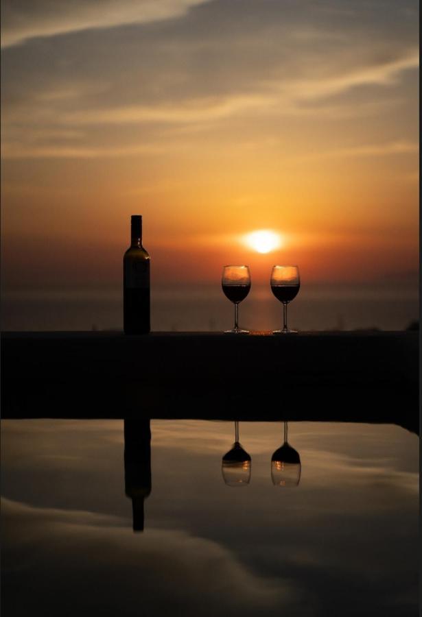 The Lighthouse Sunset View Suites Akrotiri  Luaran gambar