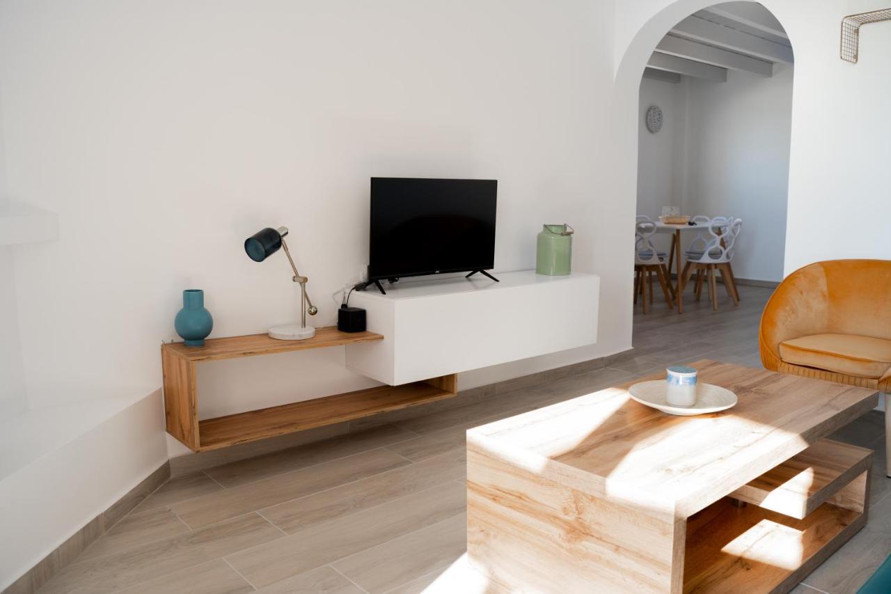 The Lighthouse Sunset View Suites Akrotiri  Luaran gambar